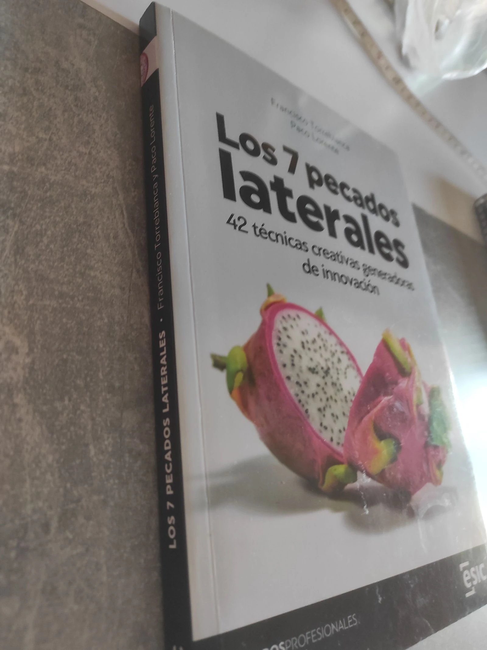 De 7 laterale zonden, Torreblanca en Lorente 2021 – photo 3
